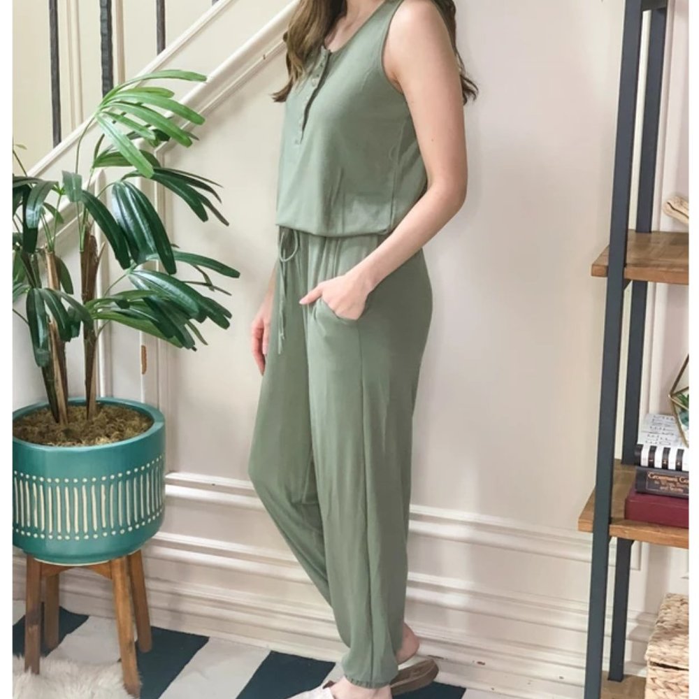 Women's BUTTON JOGGER JUMPSUIT